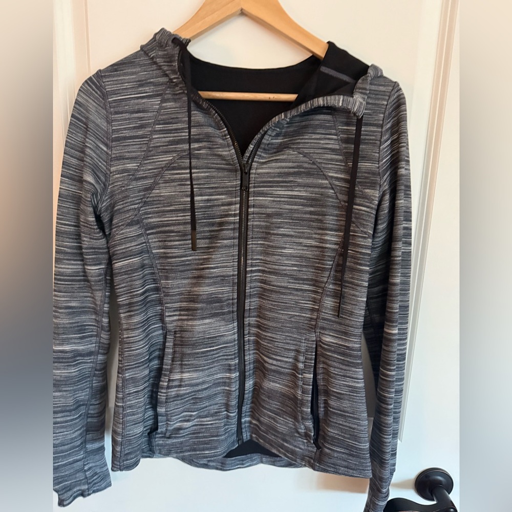 Lulu hooded jacket